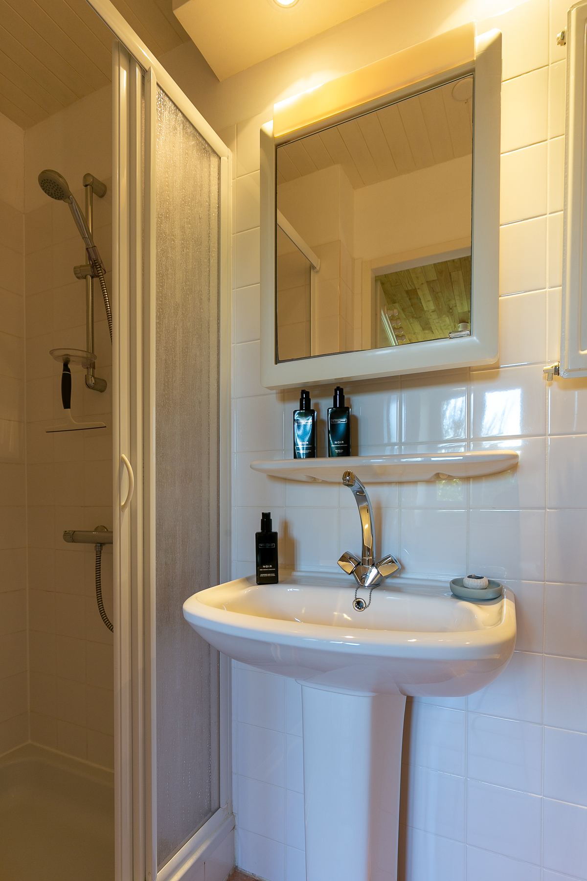 The ensuite shower room