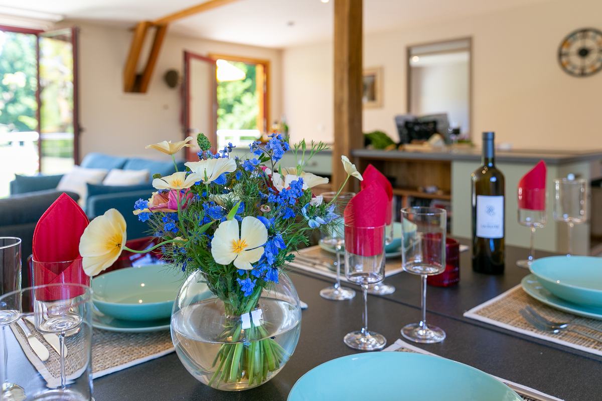 The table, laid with flowers